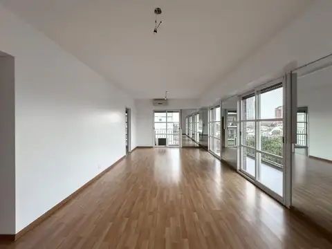 Departamento en Alquiler de 4 ambientes
