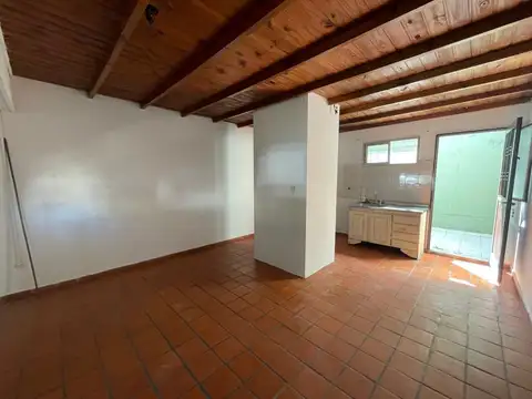 monoambiente en alquiler lujan, carlos pellegrini al 868