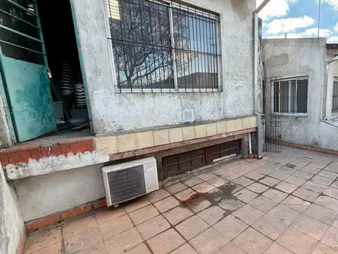 Depto Tipo Casa en Venta 40 años