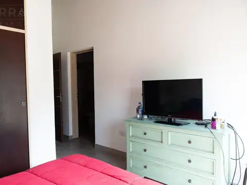 Venta casa 4 ambientes en Barrio Parque Sakura, Exaltacion de la Cruz. Apto crédito.