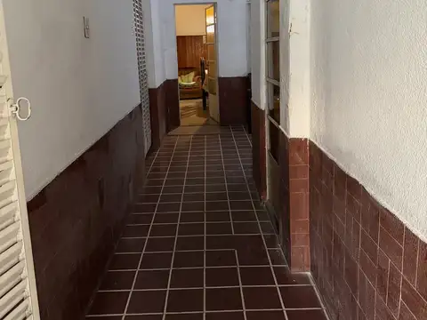 Depto Tipo Casa 7 ambientes con 2 baños
