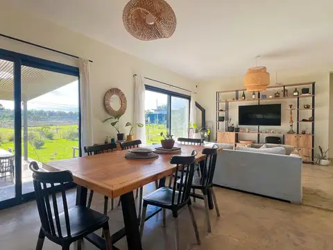 Casa en Venta al Oeste