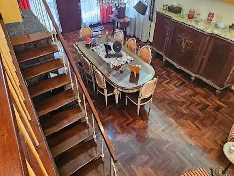 Castelar chalet cercano a la estacion