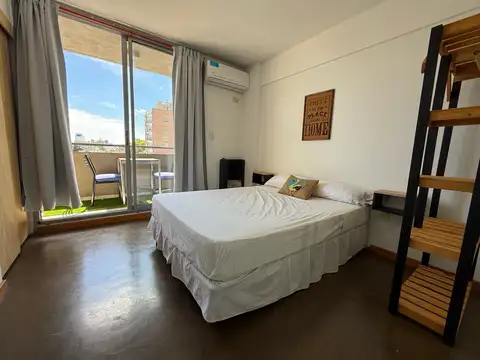 VENTA AMPLIO MONOAMBIENTE CON BALCÓN 