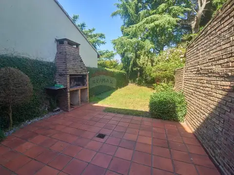 VENTA DUPLEX 3 AMB CON PARQUE Y COCHERA, EZPELETA