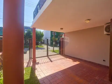 Casa en Venta en Ezpeleta Este, USD 99.000