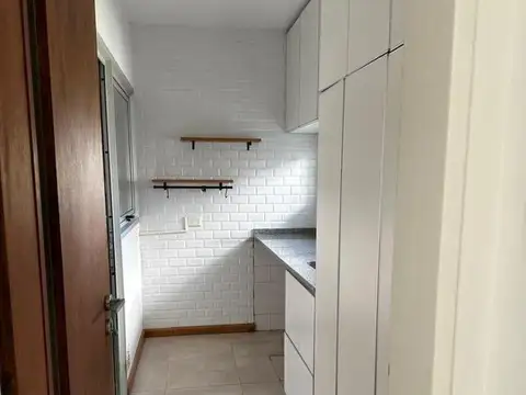 Casa en Alquiler con 1 cochera