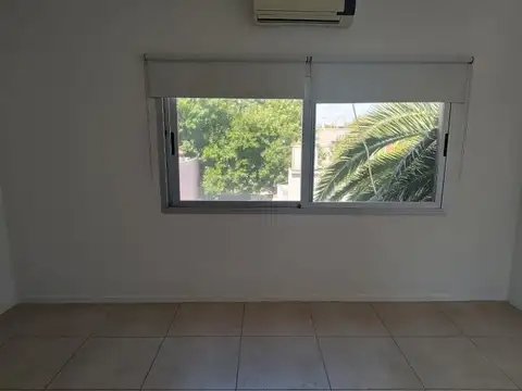 Departamento en Alquiler en Ituzaingo Norte, $ 430.000