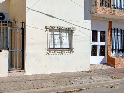 Casa en Venta en Barrio Industrial, Rosario