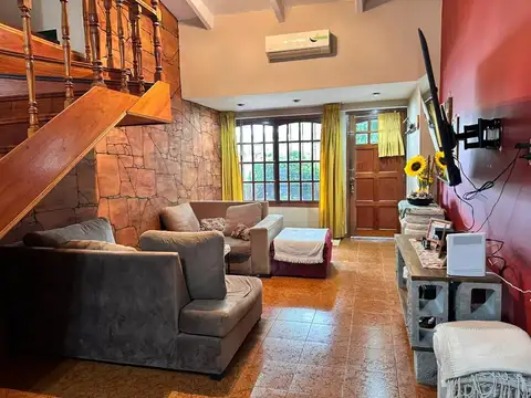 VENTA CASA 4 AMBIENTES QUILMES OESTE APTO CREDITO