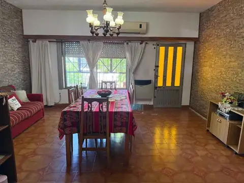 Casa en Venta en Lanus Oeste, USD 135.000
