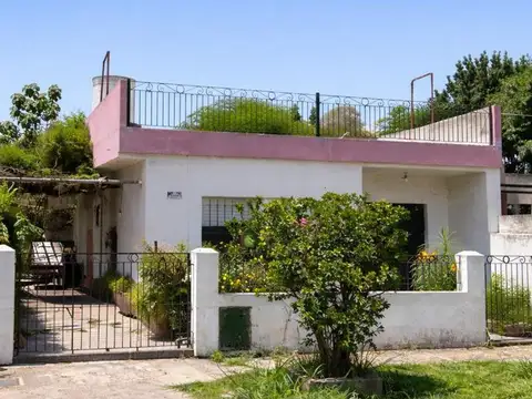 VENTA CASA BECCAR LOTE PROP AMBIENTES ADICIONALES