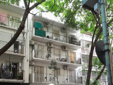 Av. Monroe 2000, Piso 1