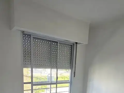 Monoambiente dividido - Cerrito y Necochea