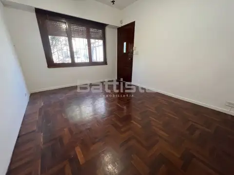 Casa en Alquiler en Villa Sarmiento, $ 1.700.000