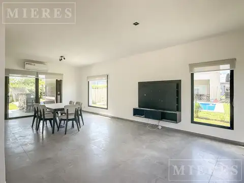 Casa en Venta en La Cañada - Los Arces, USD 195.000