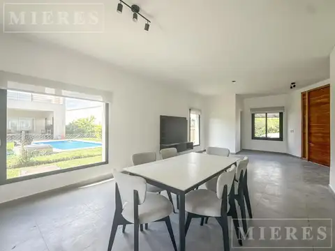 Casa en venta en Los Arces, La Cañada de Pilar