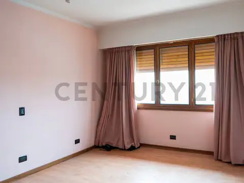 Casa Centrica en Venta General Roca