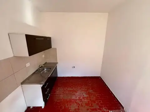 Depto Tipo Casa en Alquiler 40 años
