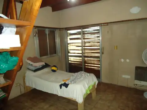 VENTA DE CHALET EN BURZACO.