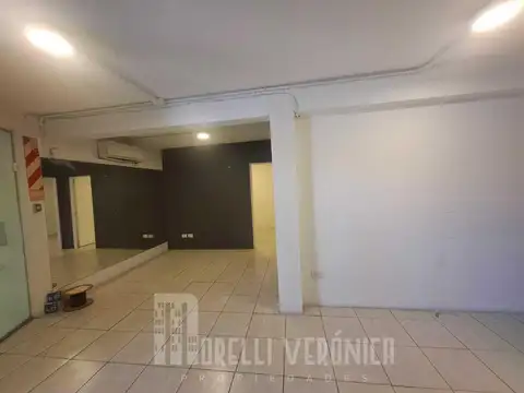 Local en Venta 30 años