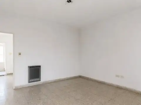 Depto Tipo Casa en Venta 28 años