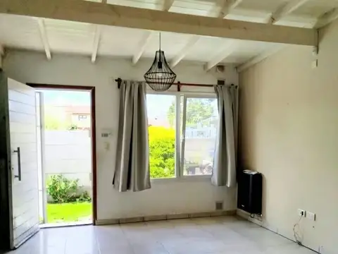 Casa en Alquiler de 2 dormitorios