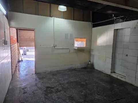 Local en Alquiler Via Púb.