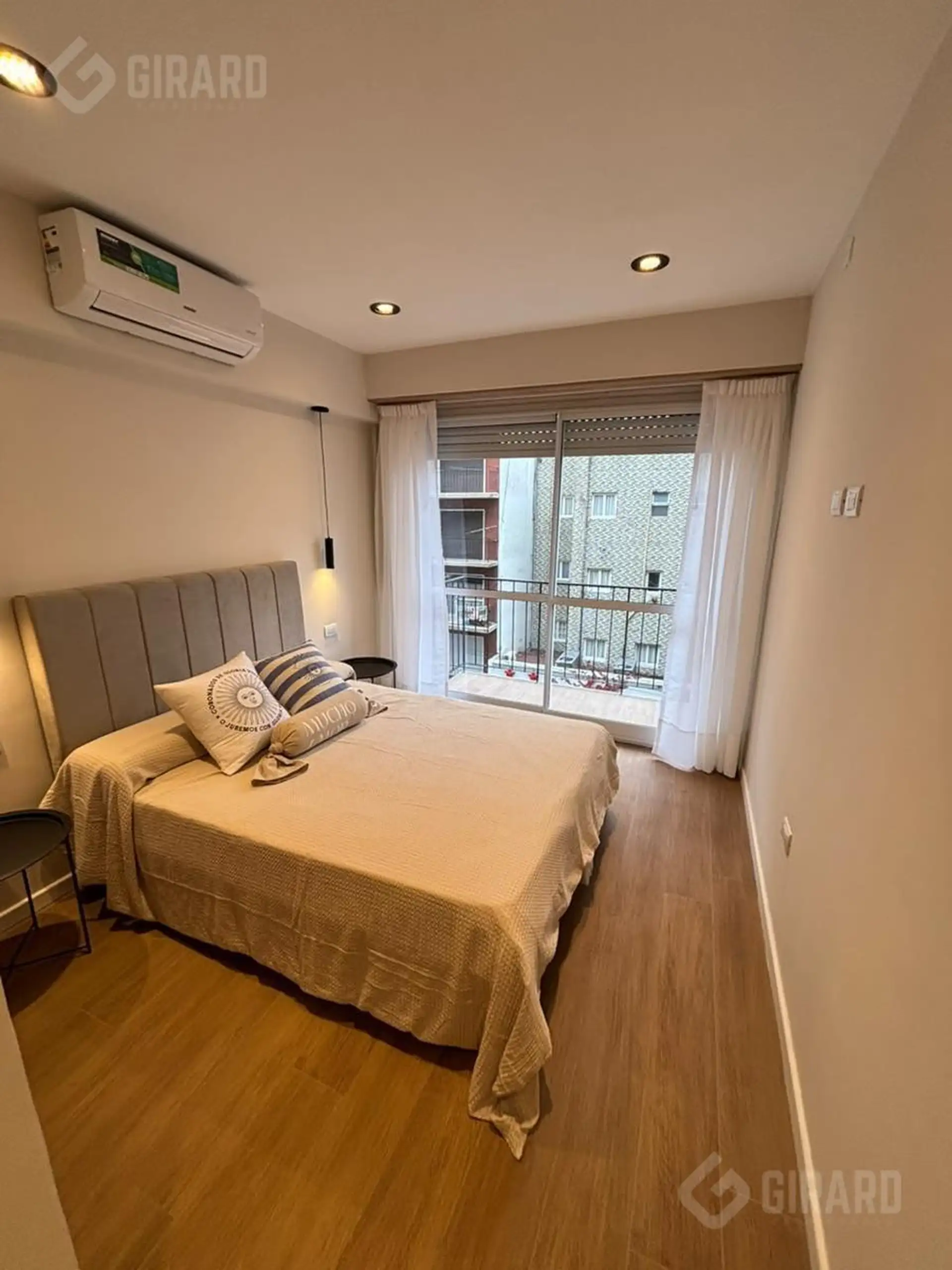 Venta Departamento 1 ambiente reciclado a nuevo en Plaza Colón