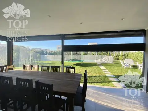 Casa en Alquiler en El Cantón, USD 1.700