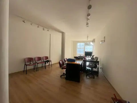 Av Bartolome Mitre al 600