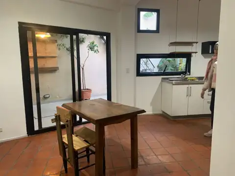 Depto Tipo Casa en Venta con 1 cocheras