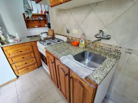 VENTA PH 2 AMBIENTES EN PLANTA BAJA | SIN EXPENSAS | PATIO Y TERRAZA PROPIA | LUMINOSO | SAAVEDRA