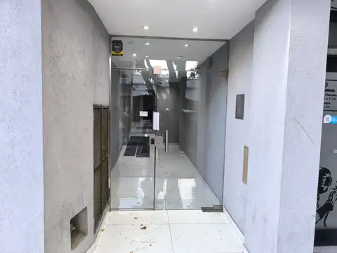 MONOAMBIENTE CON BALCON MONTE CASTRO