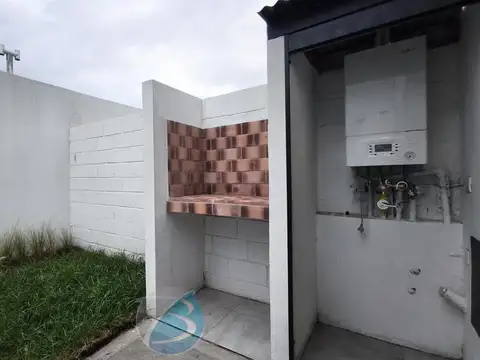 Depto Tipo Casa en Venta al Sureste