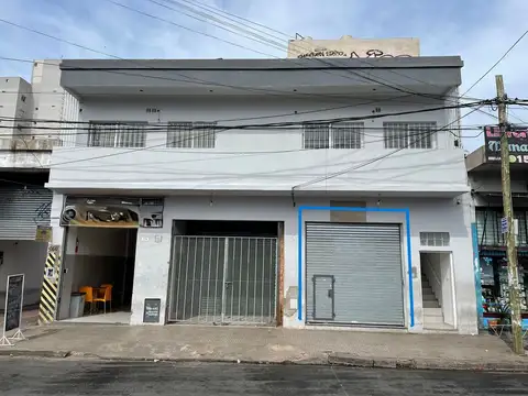 Local en Alquiler Via Púb.