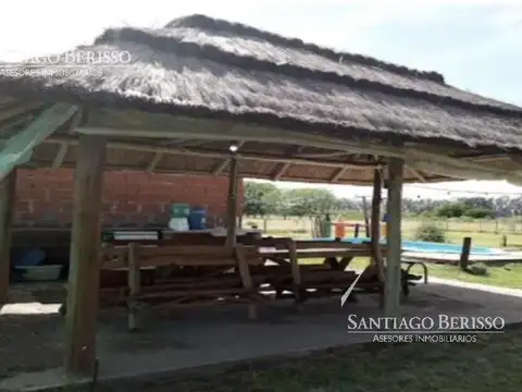 Chacra c/ mejoras.