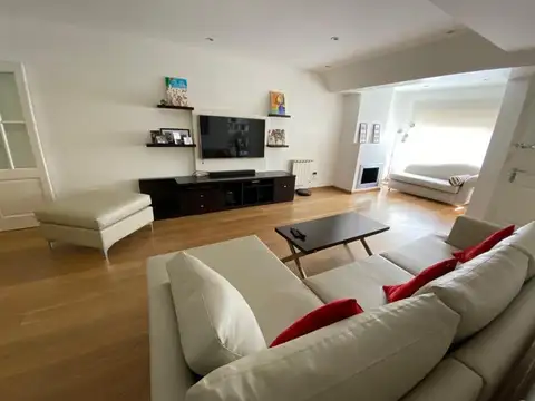 Casa en Venta en Villa Sarmiento, USD 320.000