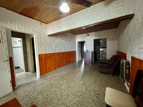 Casa 2 ambientes con 2 baños