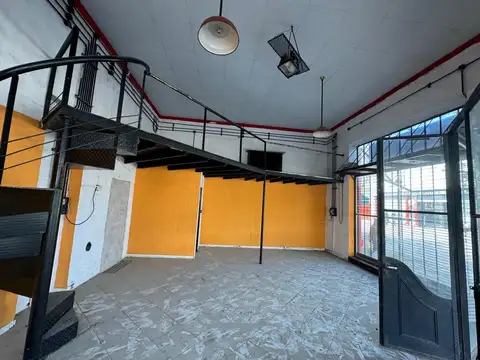 venta en block 2 LOCALES CENTRICOS OPORTUNIDAD