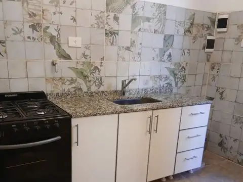 Depto Tipo Casa en Venta 50 años
