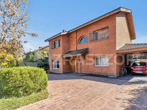 Casa en venta lote central en La Campiña - OPORTUNIDAD DE PRECIO