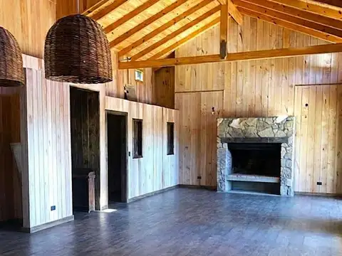 Venta casa 4 ambientes Club de Campo Valle Escondido San Martin de los Andes