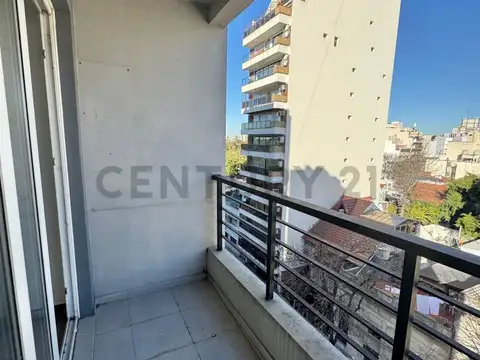 VENTA DPTO 3 AMB C/BALCON Y COCH. A ESTRENAR EN CABALLITO