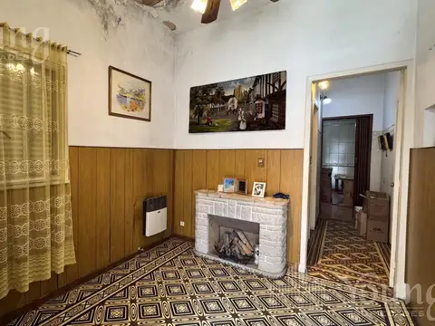 Depto Tipo Casa en Venta 50 años