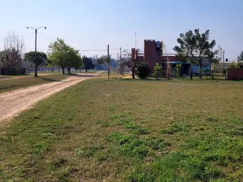 BARRIO LOS NOGALES LOTE DE ESQUINA