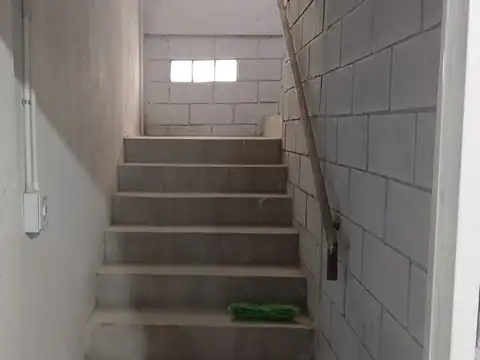 Local en Alquiler en Flores, USD 1.500