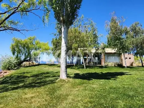 Terreno en Venta Lago Mari Menuco, La Peninsula
