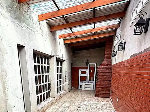 CASA 2 DORMITORIOS SAN CAYETANO APTO CREDITO