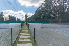 Actividades deportivas futbol, voley, tenis, basquet, hockey en La Pradera l en Caamaño   en Pilar, Buenos Aires